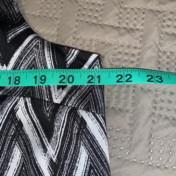 NWOT! AGB Tank Top with Jeweled Neck - Picture 6 of 9